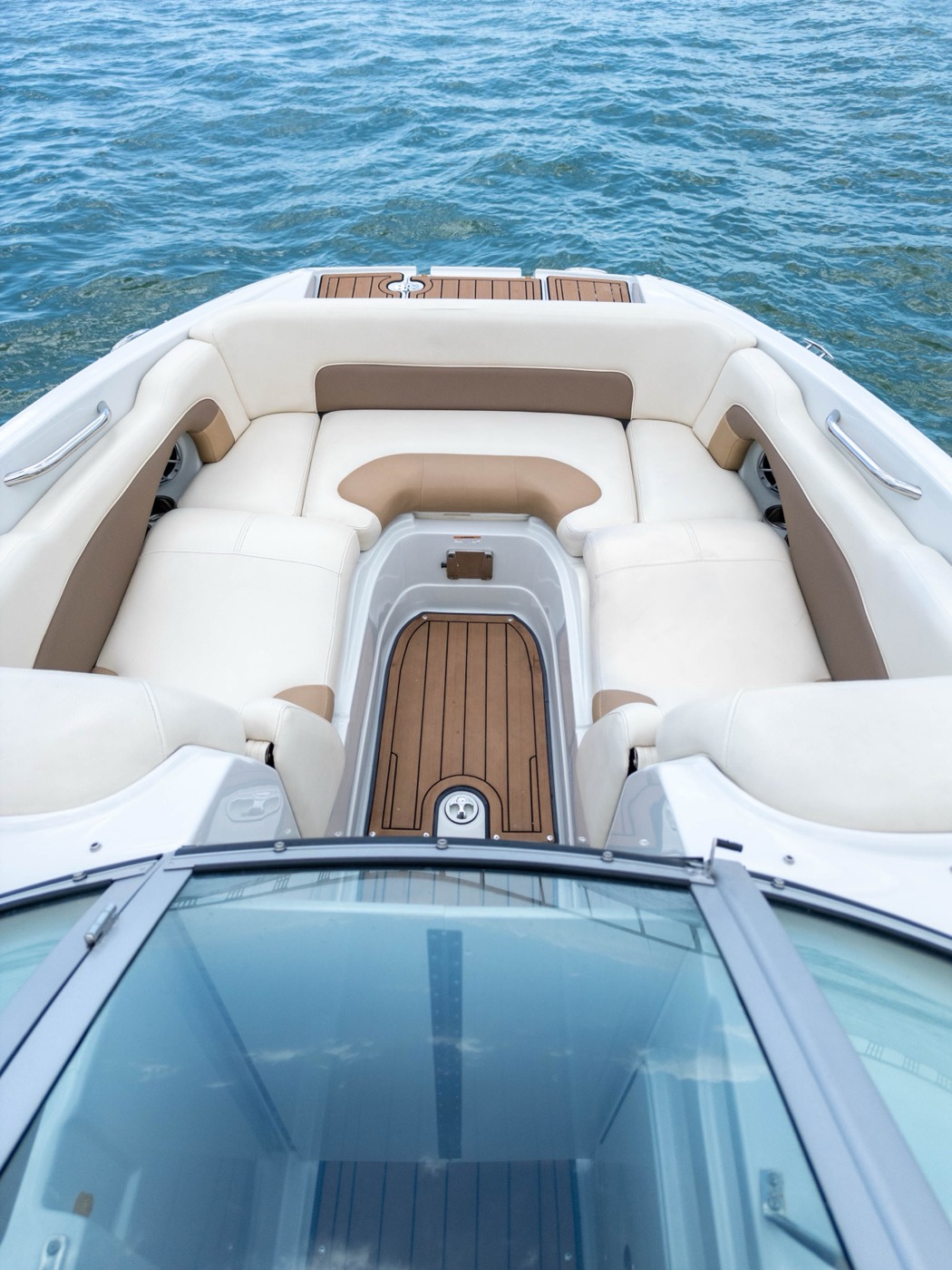 Crownline 26 — frame 12 of 13