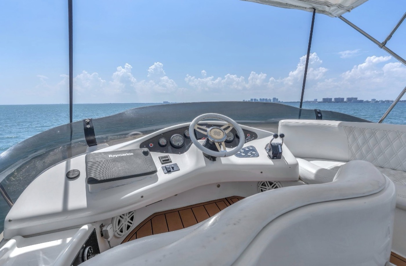 Azimut 50 II — frame 2 of 19