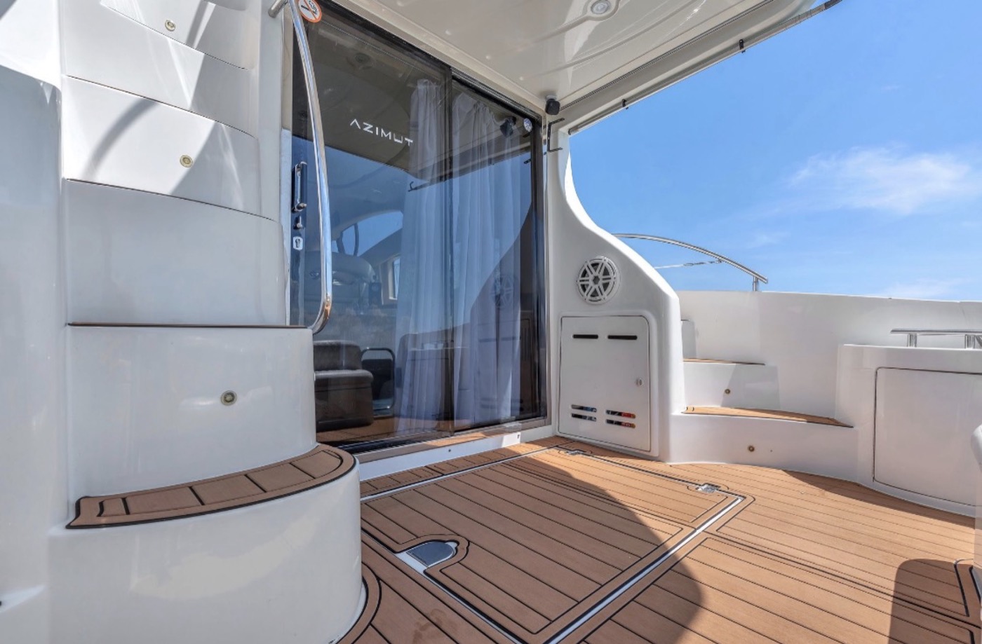 Azimut 50 II — frame 9 of 19