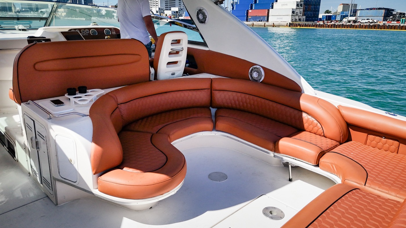 Sea Ray 50 — frame 13 of 16