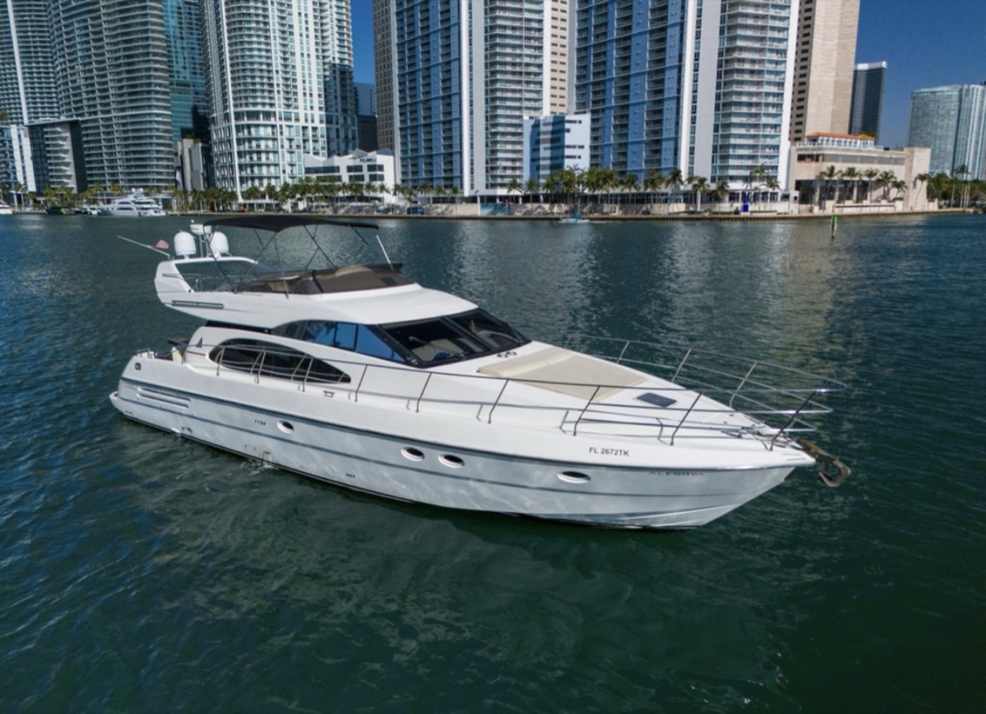 Azimut 65 — frame 6 of 41